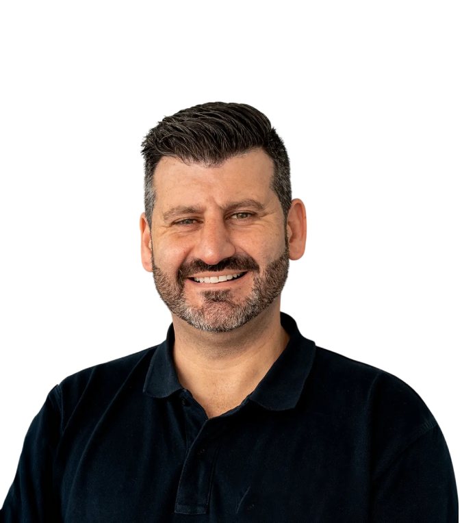 You are currently viewing Peter Nouris